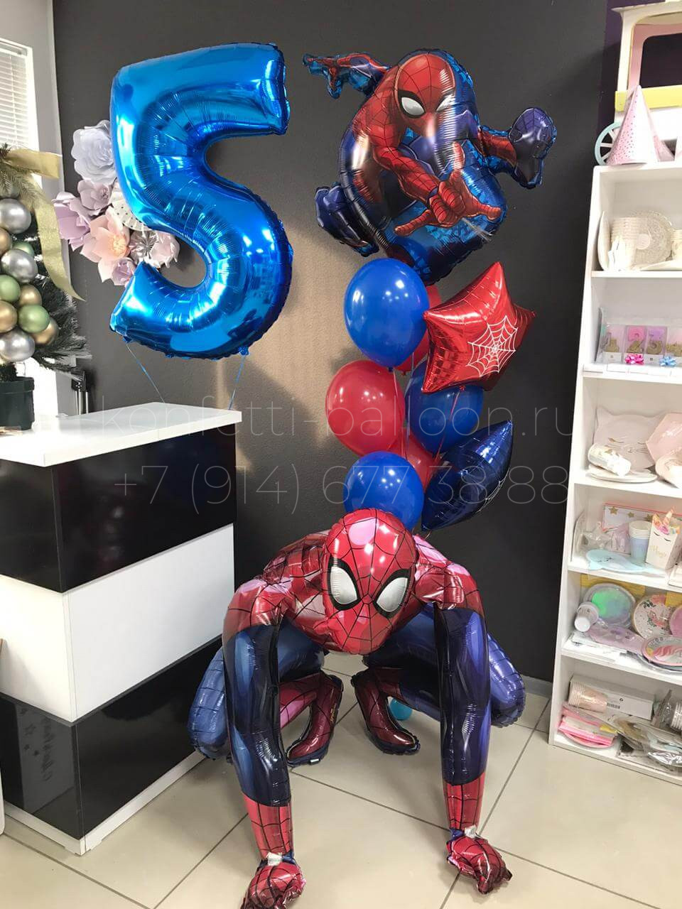 Композиция из гелиевых шаров Человек паук на 5 лет