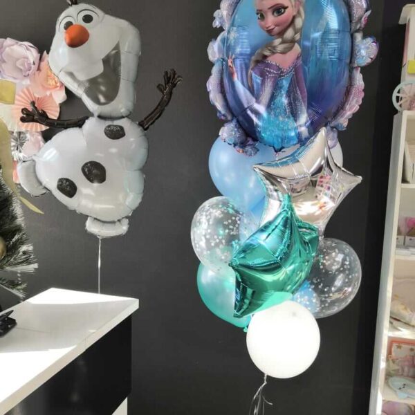 Композиция из гелиевых шаров с фигурами Холодное сердце