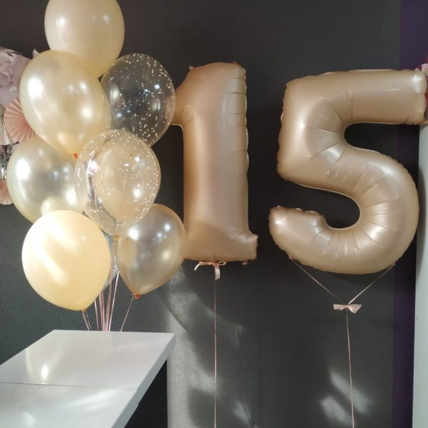 Композиция из гелиевых шаров для девочки, дочери