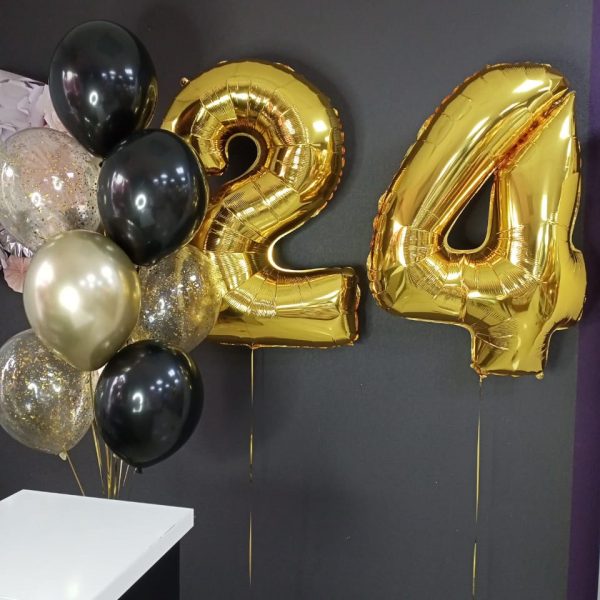 Композиция из гелиевых шаров на день рождения