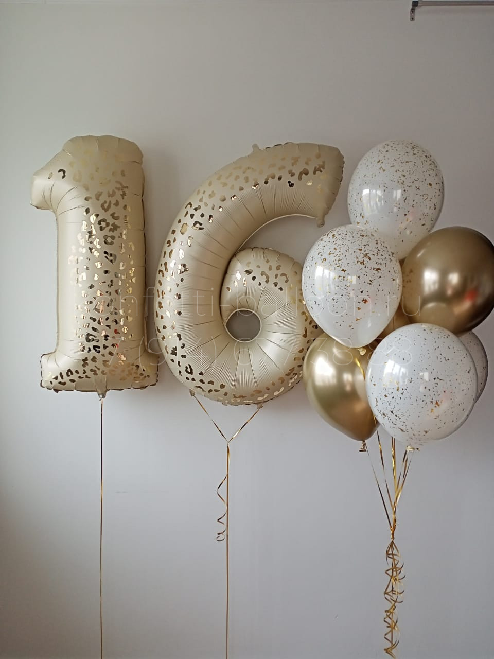 Композиция из гелиевых шаров на 16 лет для девочки