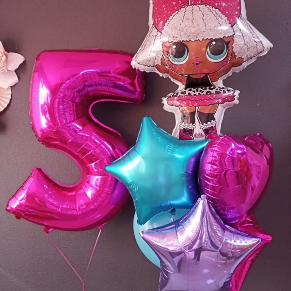 Композиция из гелиевых шаров с куклой LOL для девочки