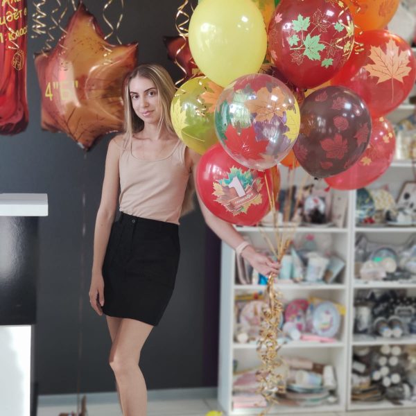 Композиция из гелиевых шаров на 1 сентября День Знаний