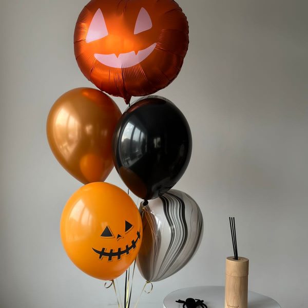 Композиция из гелиевых шаров с тыквой на Хэллоуин Hаlloween