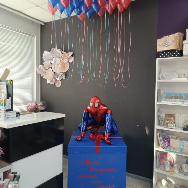 Коробка сюрприз с мини шарами фигурой Человек Паук