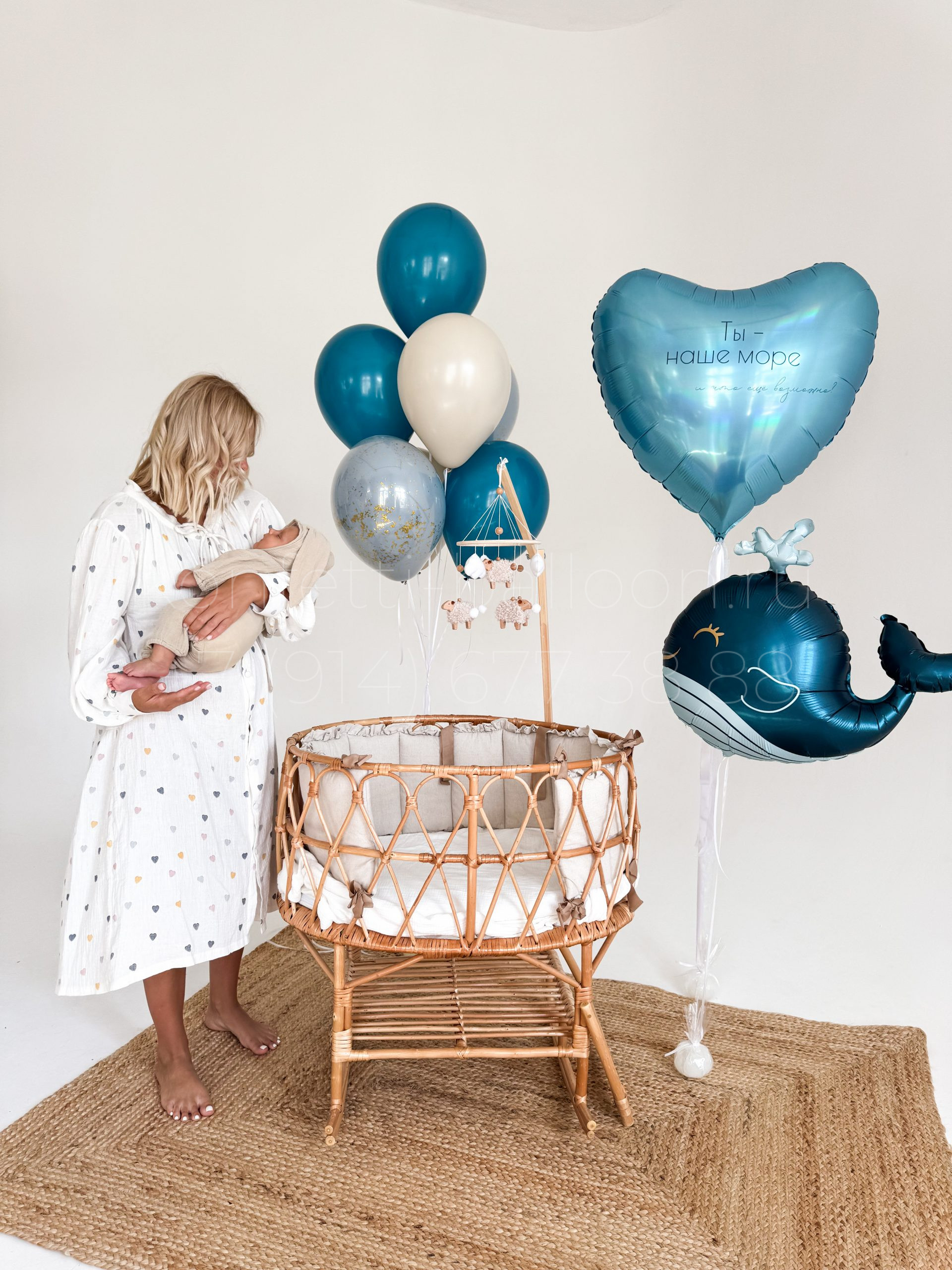 Композиция из гелиевых шаров на выписку из роддома — изображение 4