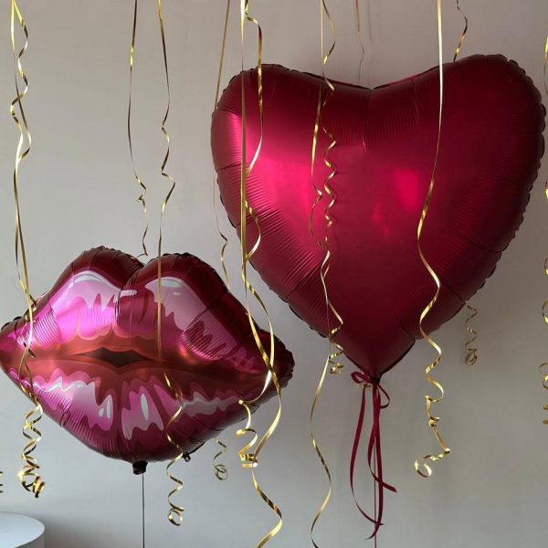 Композиция из гелиевых шаров с сердцем гигант