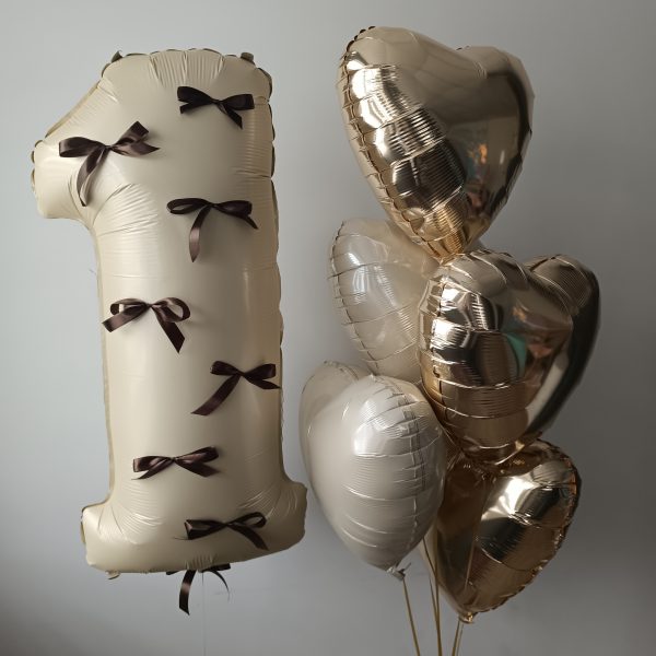 Композиция из гелиевых фольгированных шаров на 1 годик