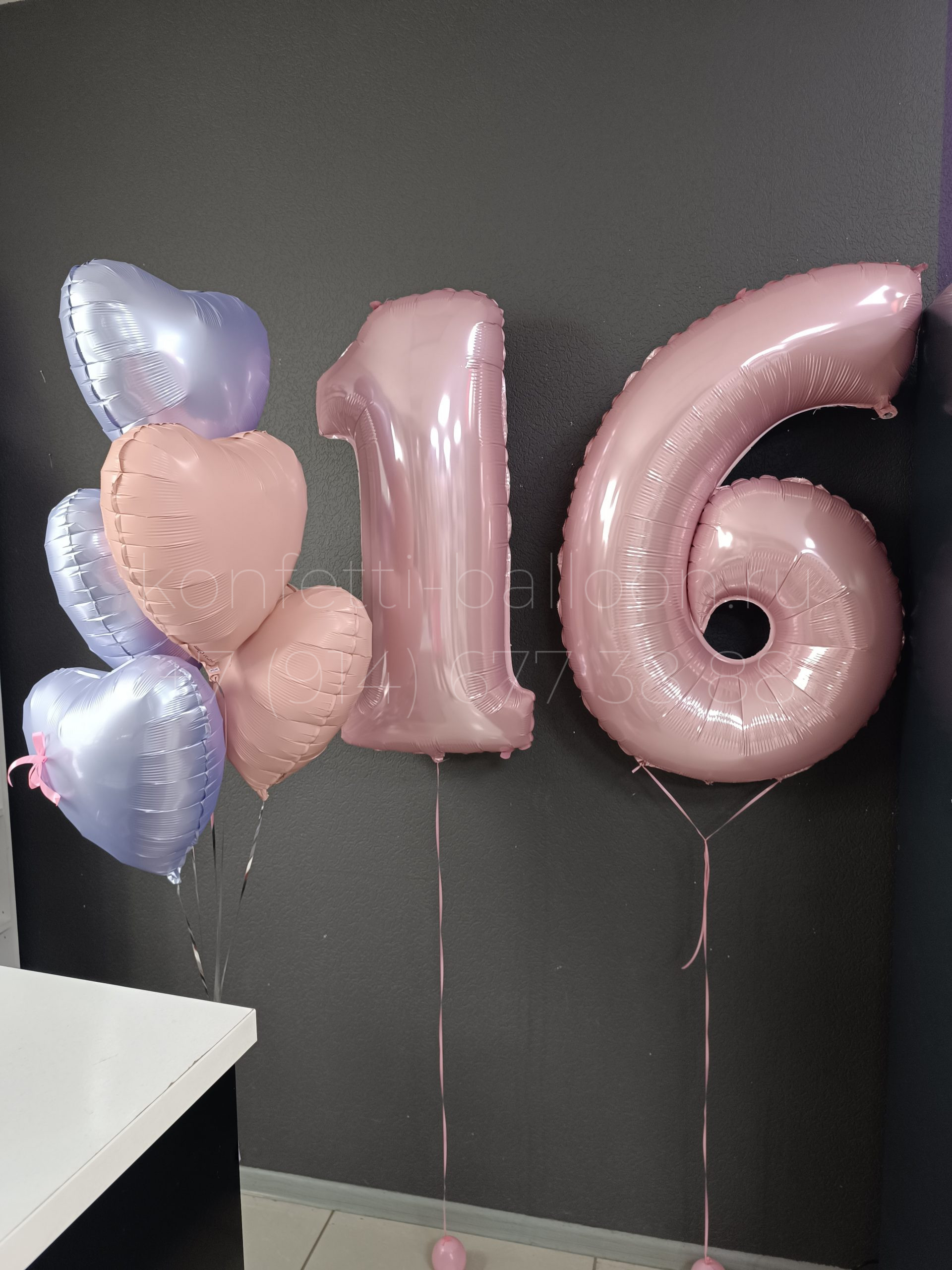 Композиция из гелиевых шаров на 16 лет для девочки