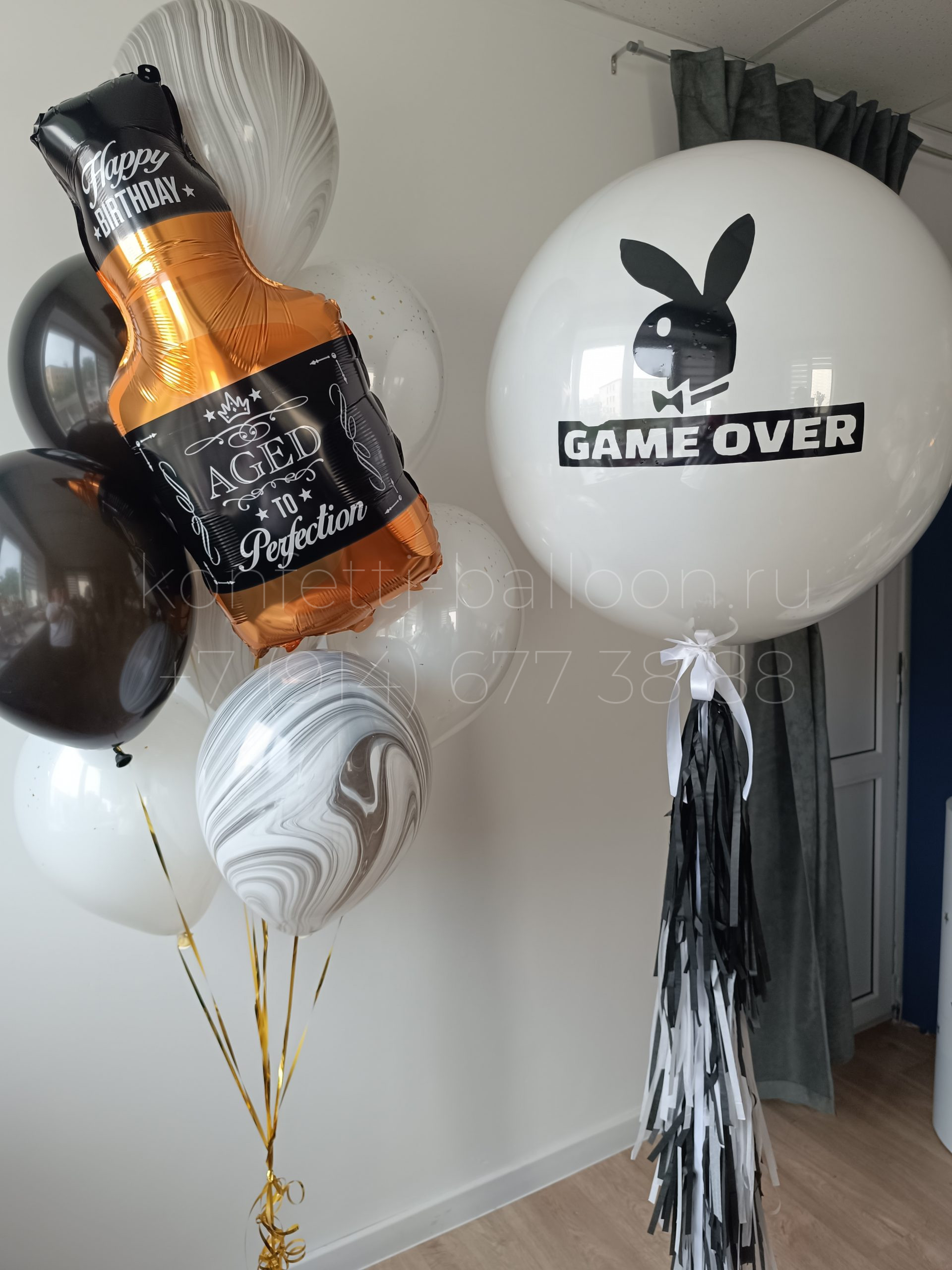 Композиция из гелиевых шаров с виски на мальчишник