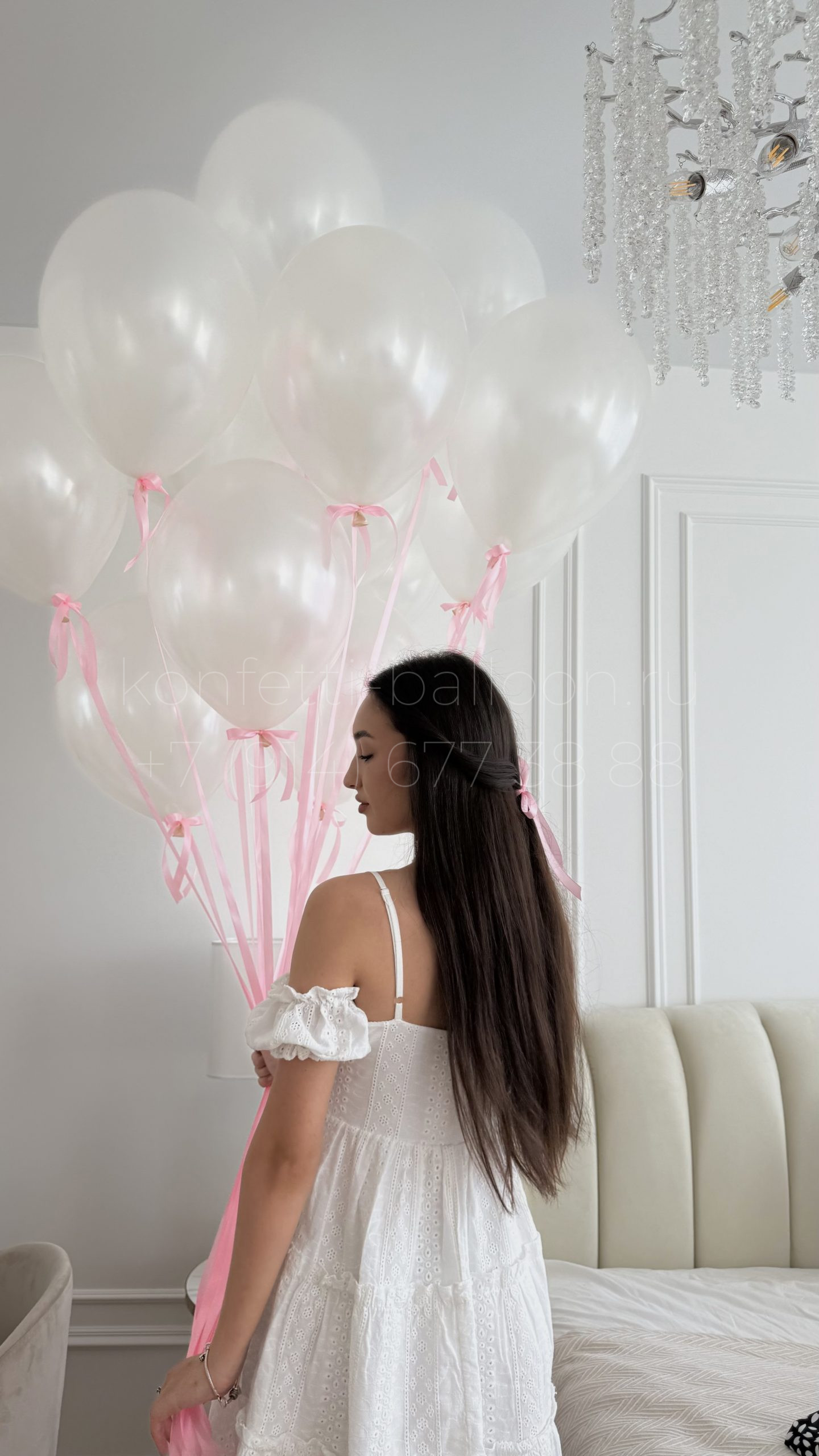 Композиция из гелиевых шаров с шаром Bubbles на девичник