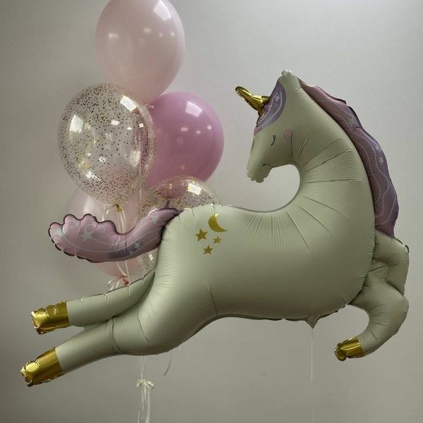 Композиция из гелиевых шаров с единорогом для девочки