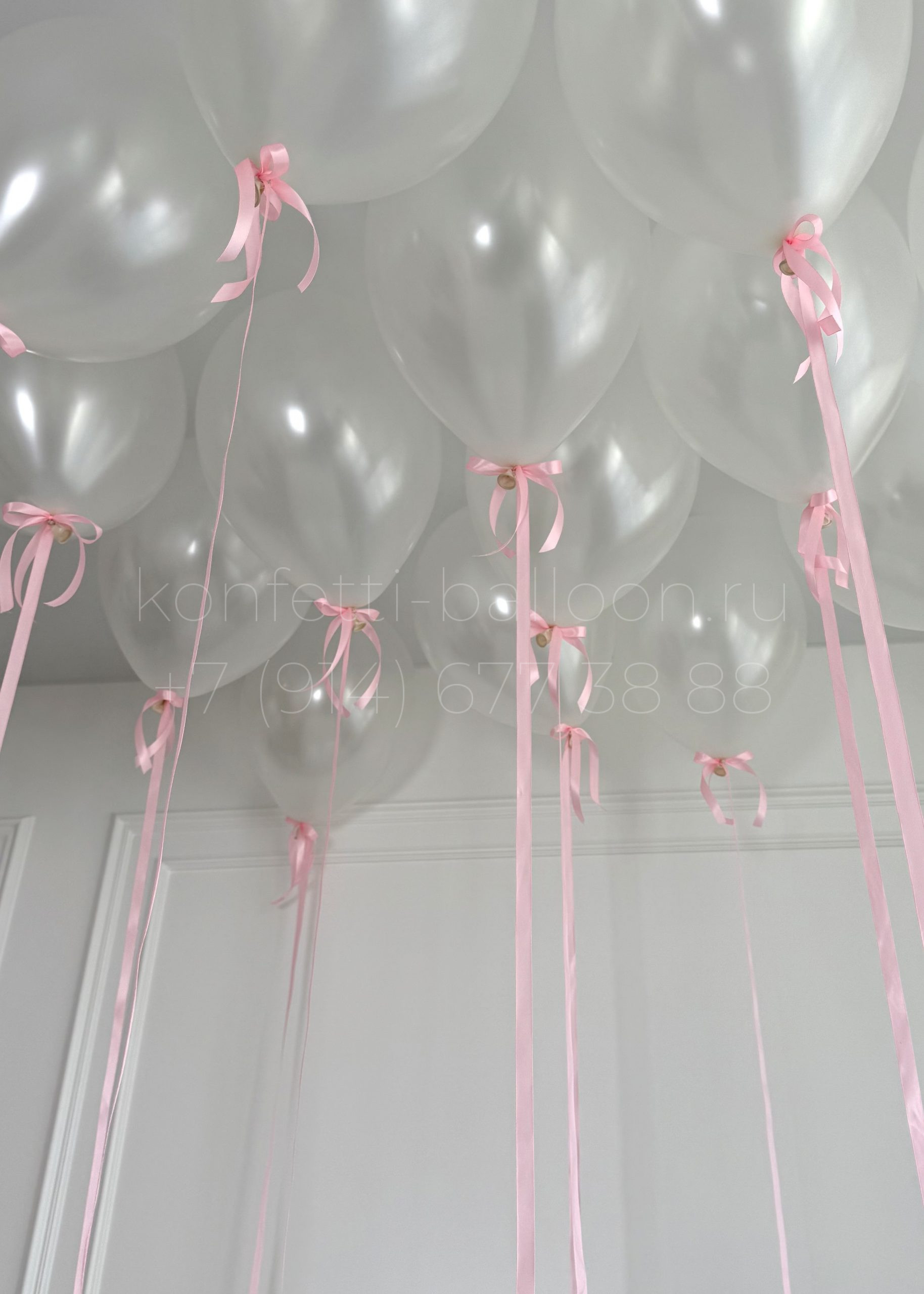 Композиция из гелиевых шаров с шаром Bubbles на девичник