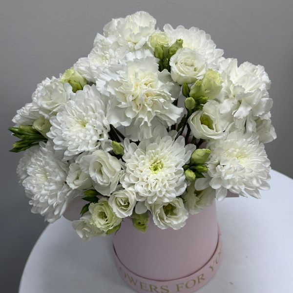 Средний бокс с миксом цветов в коробочке