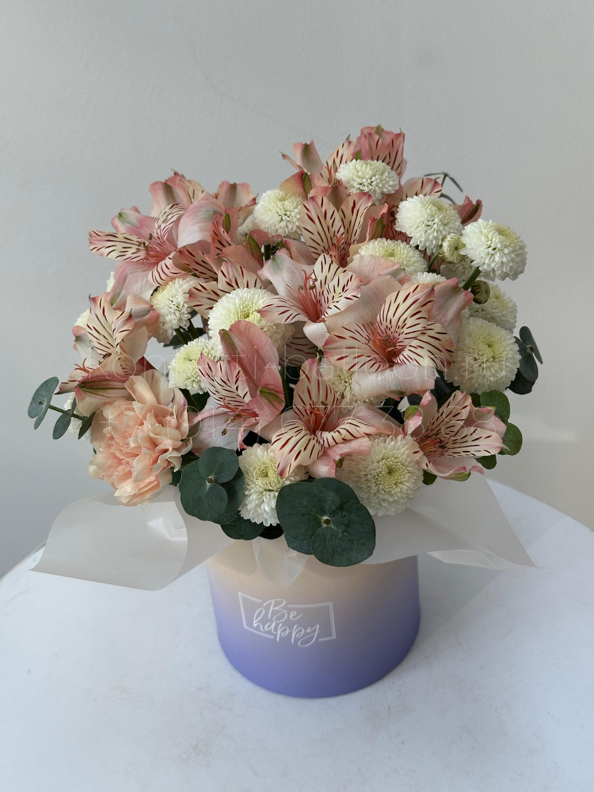 Мини бокс с миксом цветов в коробочке