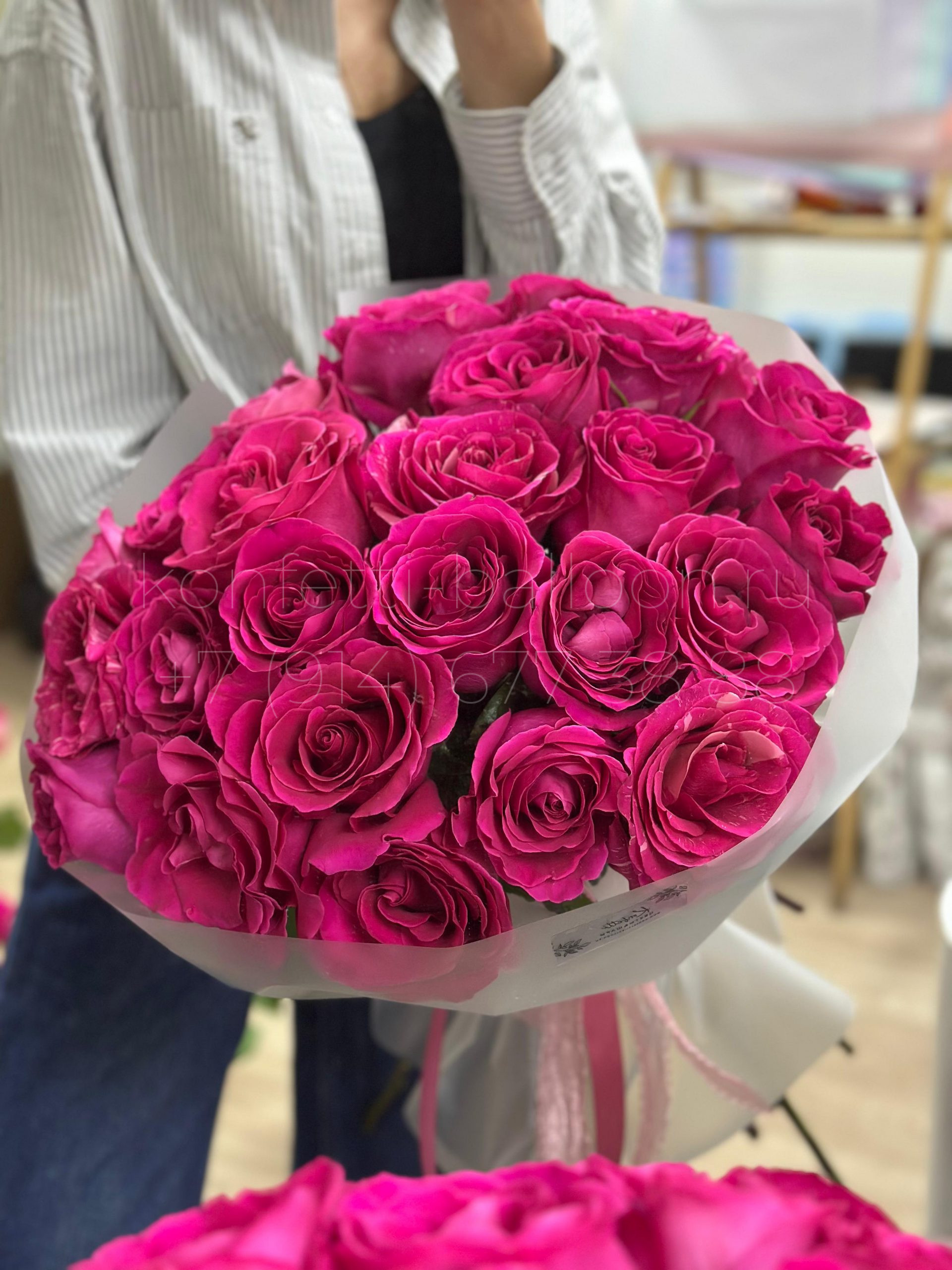 Букет цветов из 25 роз