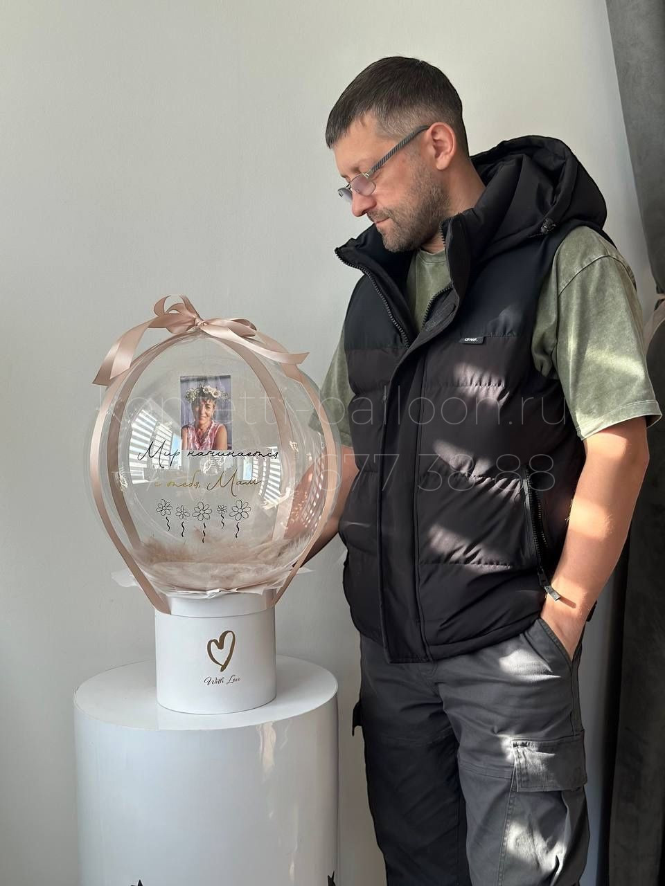 Бокс с шаром Bubbles и фото внутри с надписью для мамы