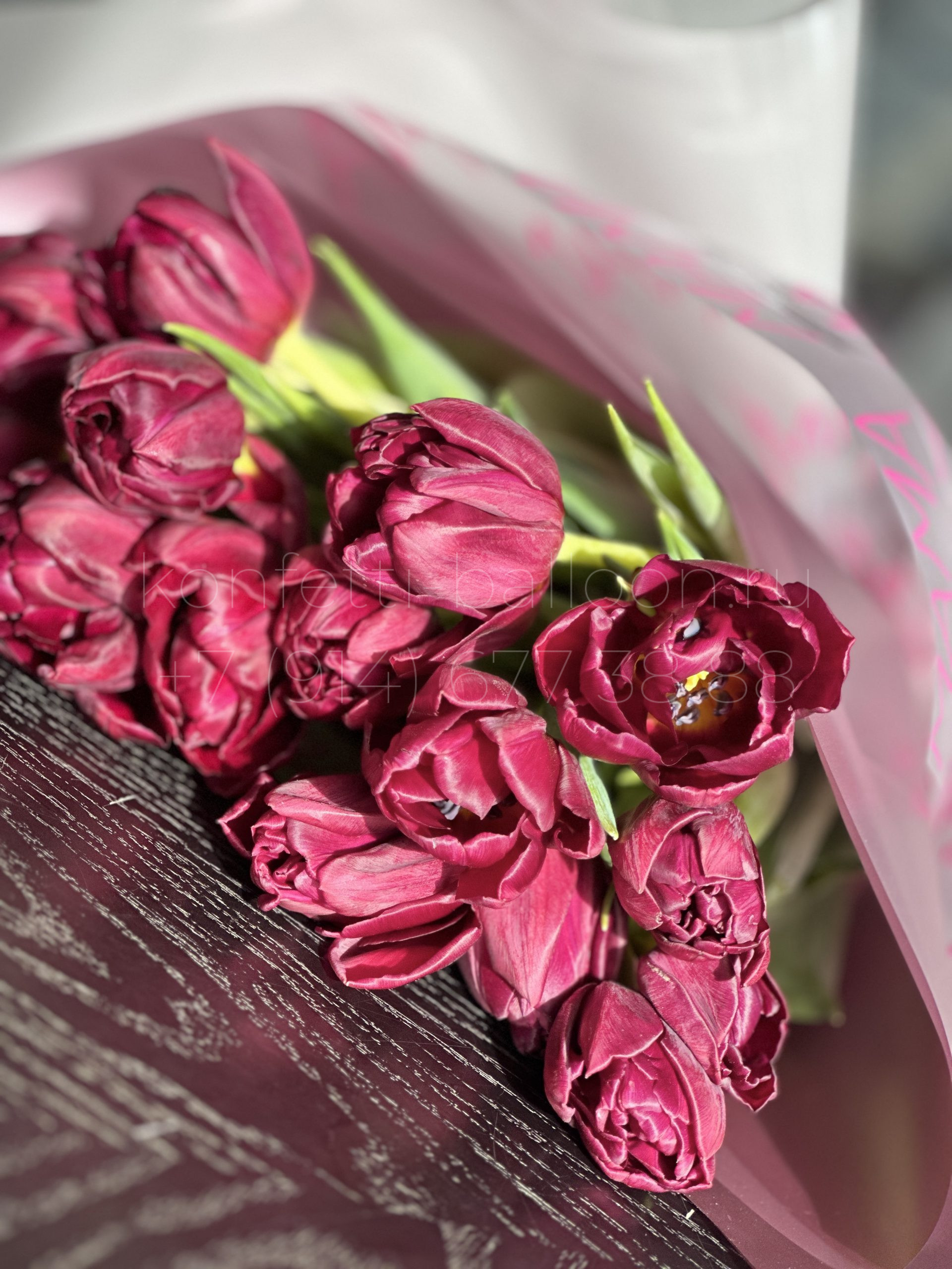 Букет цветов из пионовидных тюльпанов 15 шт