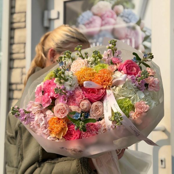 Букет дофаминовый из микса цветов